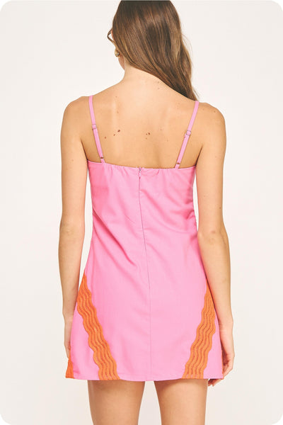Vivid Lace Trim Sheath Dress