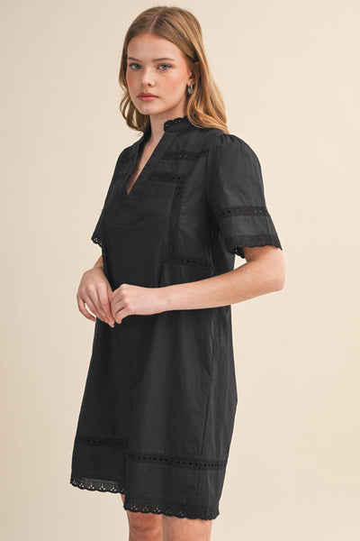 Lace Trim Short Sleeve Shift Dress