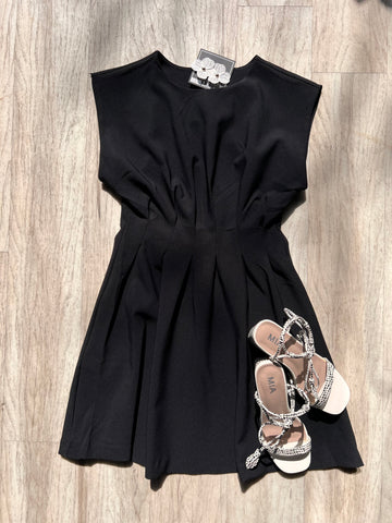 Round Neck Pleated Waist Dress