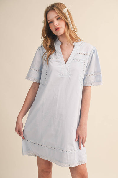 Lace Trim Short Sleeve Shift Dress