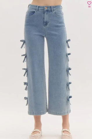 Bow Seam Jeans