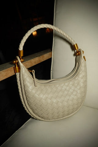 Handle Details Hobo