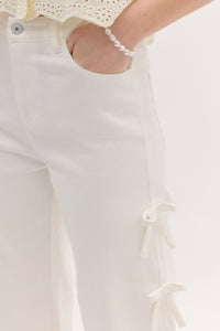 Bow Seam Jeans - White