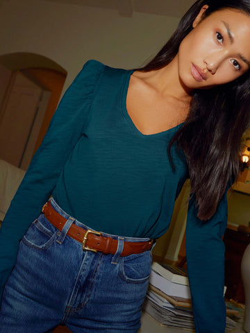 Elizabeth Vneck Tee